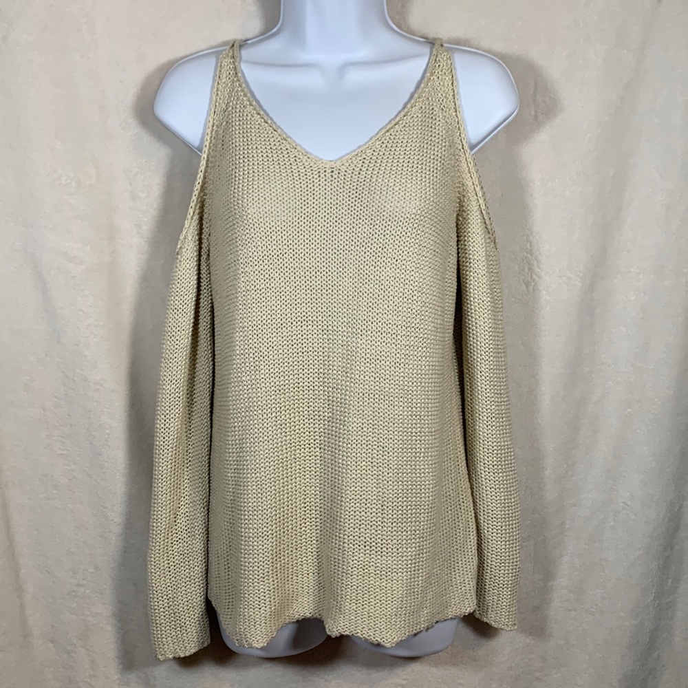 Alya cold shoulder sweater. Size Small
